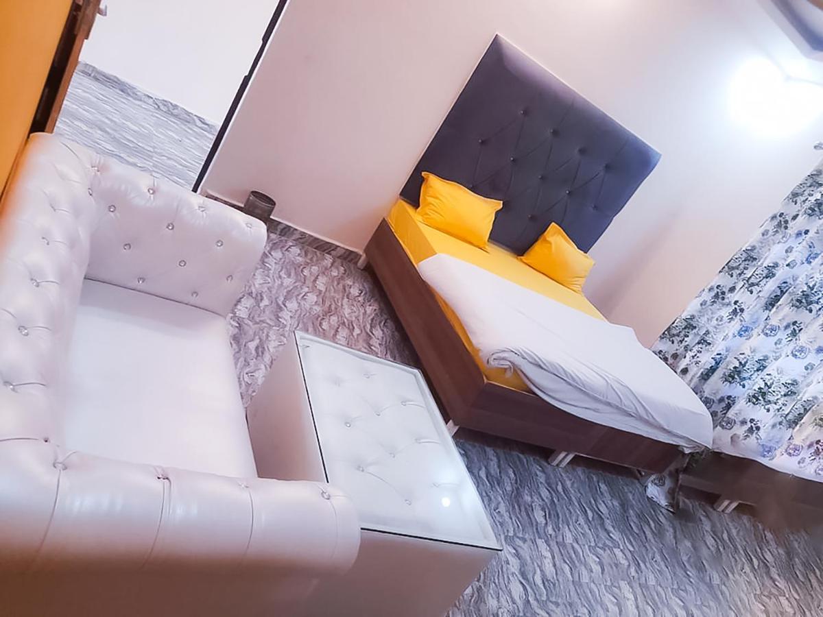 Roomshala 110 Hotel Mulaqaat - Shiv Nadar University Dadri Dış mekan fotoğraf